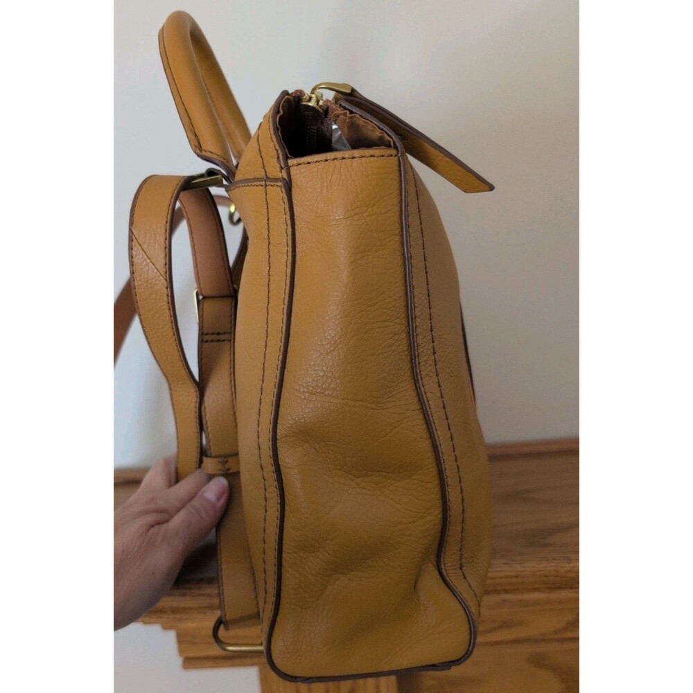 Fossil Parker Convertible Backpack Leather, Tan with Retro Wavy Stripes CUTE! - Picture 9 of 16